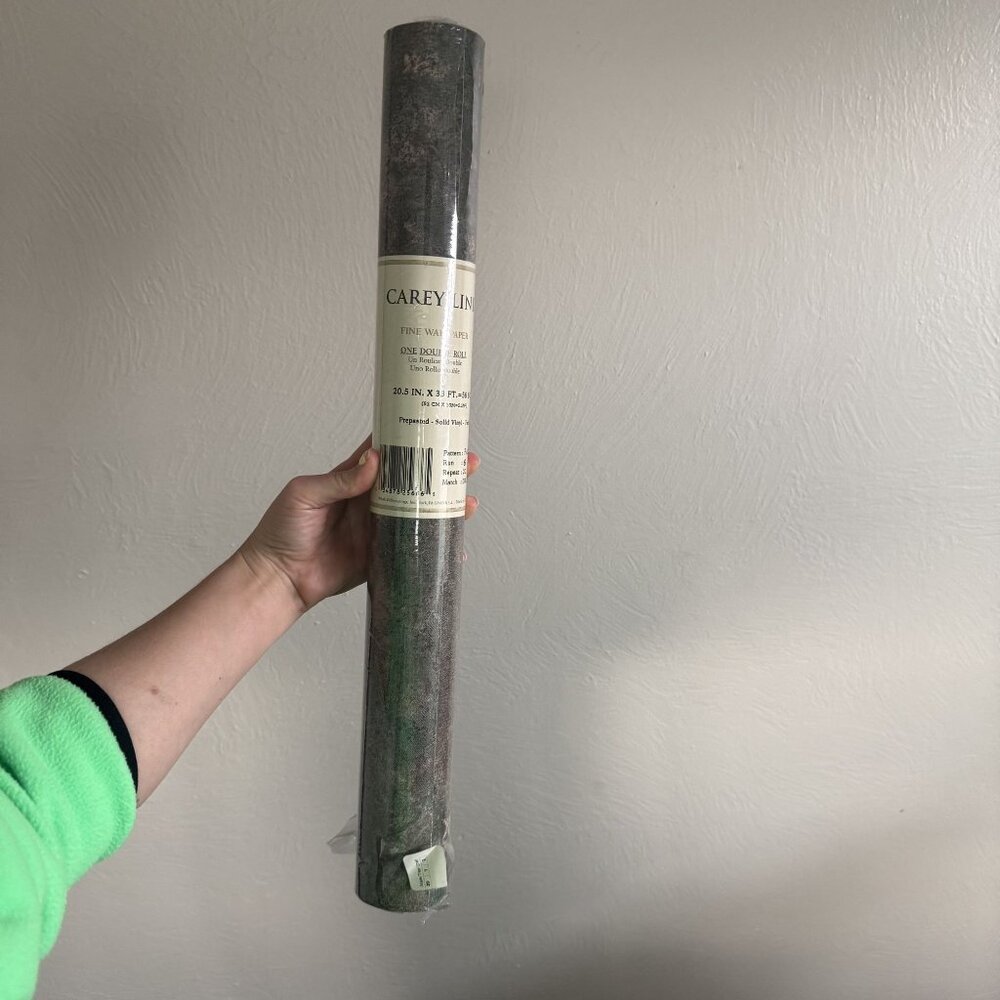 Carey Lind Wallpaper one double roll 20.5" by 33 feet speckled